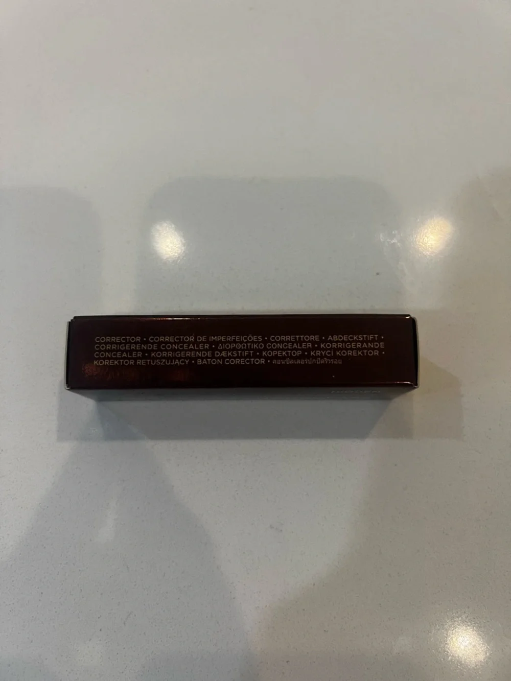 Hourglass Hidden Corrective Concealer in Vanilla